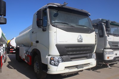 Sinotruk HOWO A7 Fuel  Tank Truck