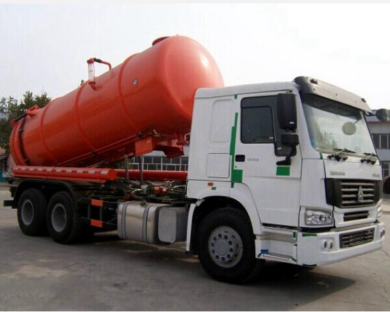 SINOTRUK HOWO 6x4 Vacuum Truck